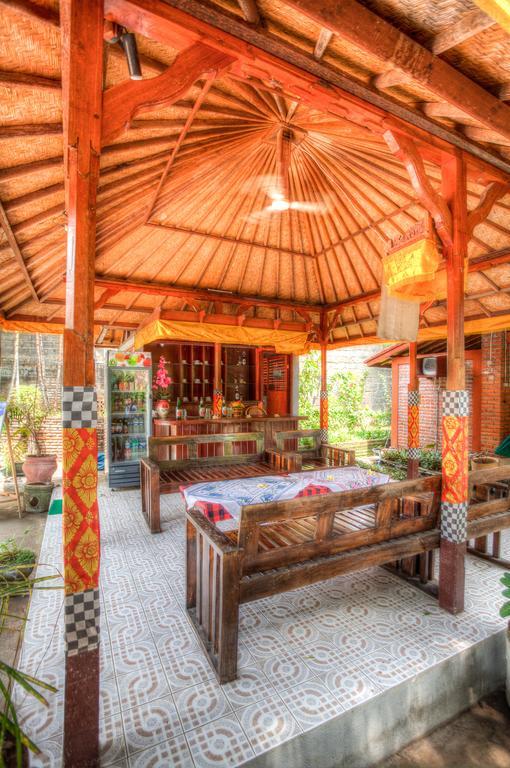Hotel Angsoka Temukus Buitenkant foto